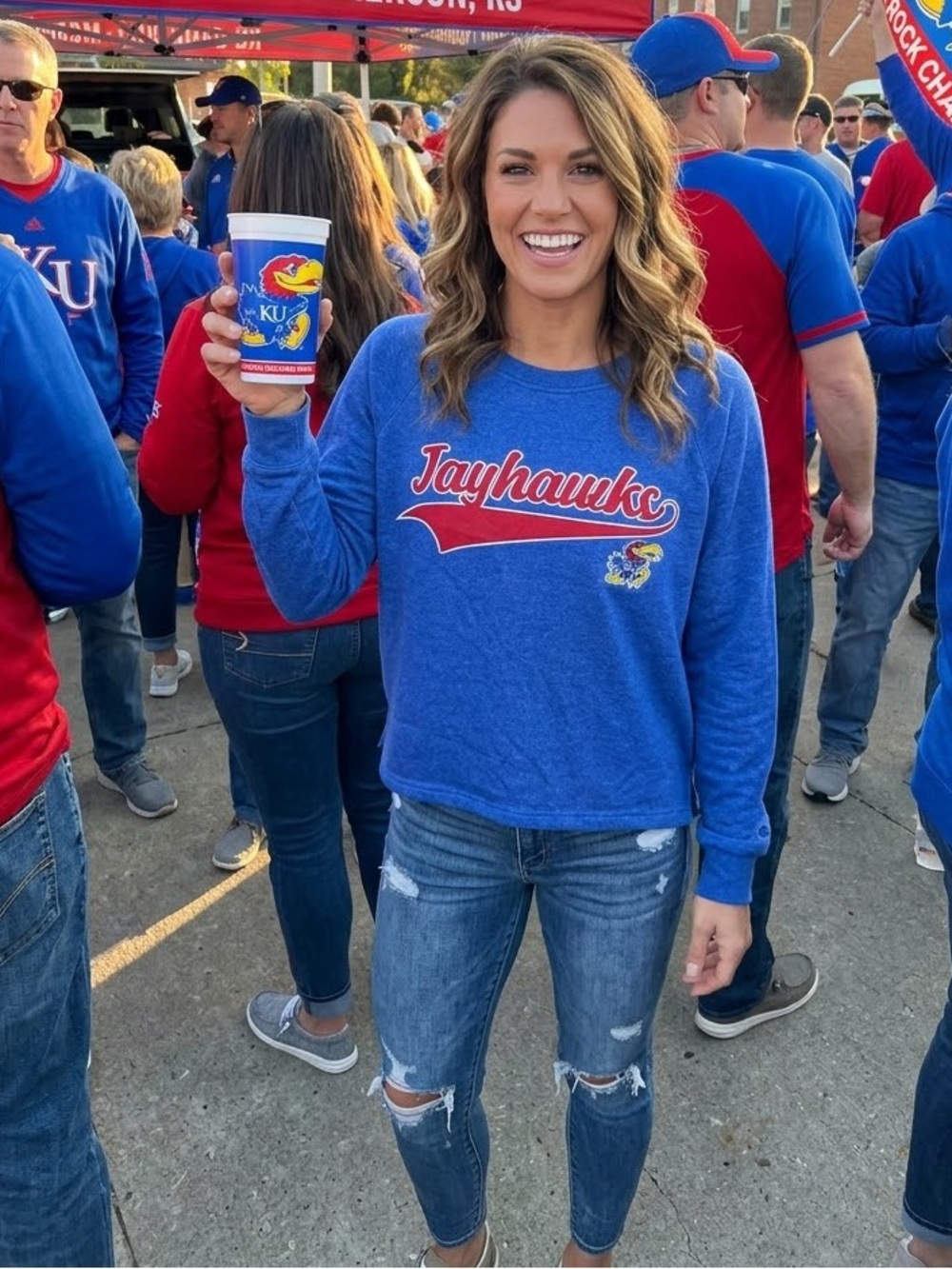 Colosseum Blue Crewneck Sweatshirt with Red Jayhawks Script Women’s Size Large